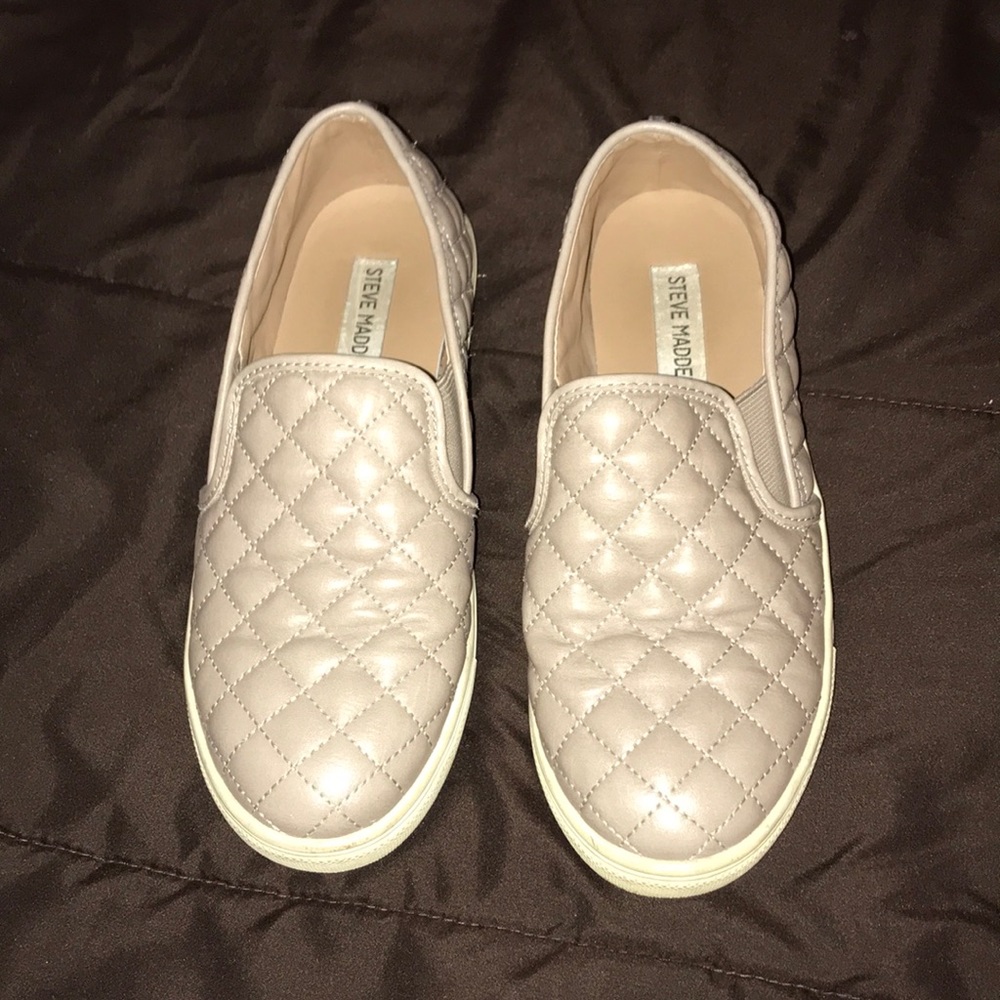 Steve Madden slip on shoes